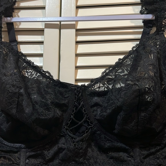 TORRID CURVES Striped Floral Lace Underwire Bra size 4 - Picture 7 of 12